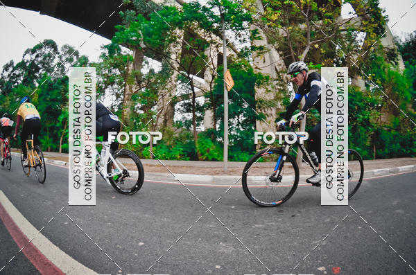 Buy your photos of the eventVSERIES Duathlon & Running on Fotop