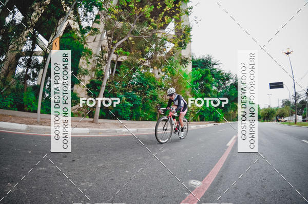 Buy your photos of the eventVSERIES Duathlon & Running on Fotop