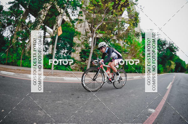 Buy your photos of the eventVSERIES Duathlon & Running on Fotop
