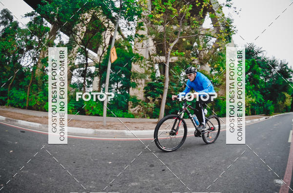 Buy your photos of the eventVSERIES Duathlon & Running on Fotop