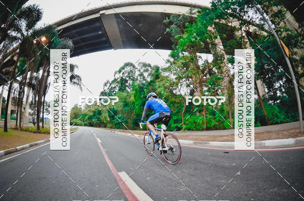 Buy your photos of the eventVSERIES Duathlon & Running on Fotop