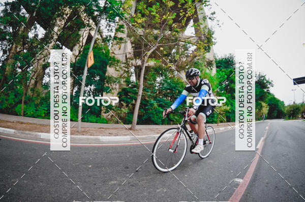 Buy your photos of the eventVSERIES Duathlon & Running on Fotop