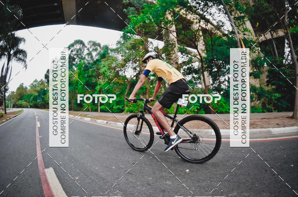 Buy your photos of the eventVSERIES Duathlon & Running on Fotop