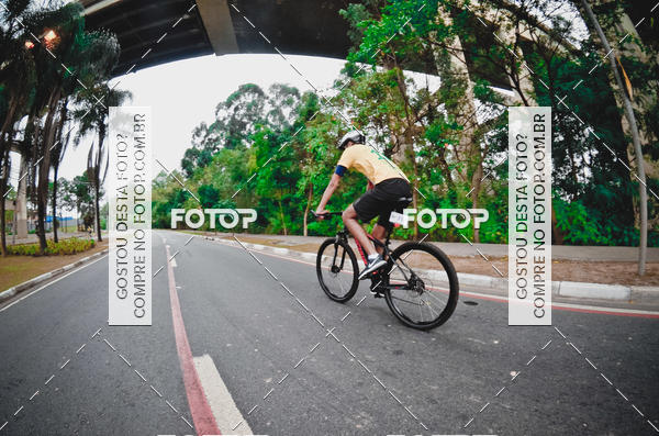 Buy your photos of the eventVSERIES Duathlon & Running on Fotop