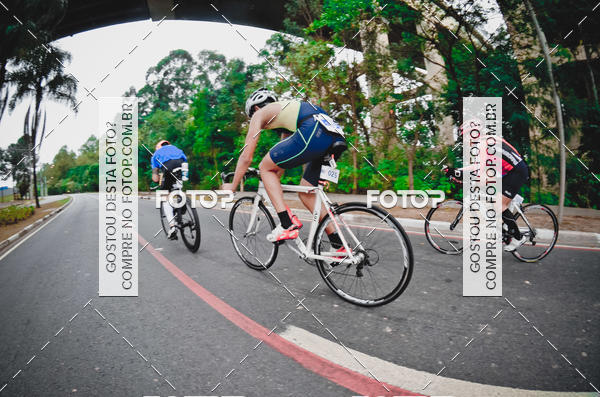 Buy your photos of the eventVSERIES Duathlon & Running on Fotop