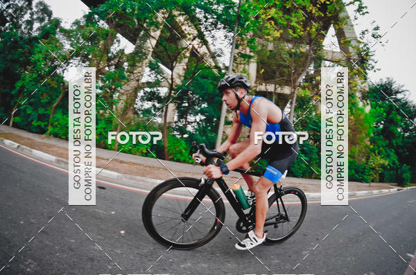 Buy your photos of the eventVSERIES Duathlon & Running on Fotop