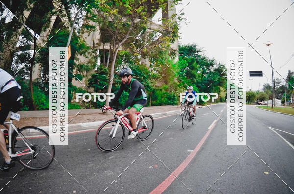 Buy your photos of the eventVSERIES Duathlon & Running on Fotop