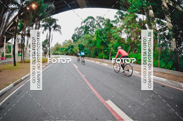 Buy your photos of the eventVSERIES Duathlon & Running on Fotop