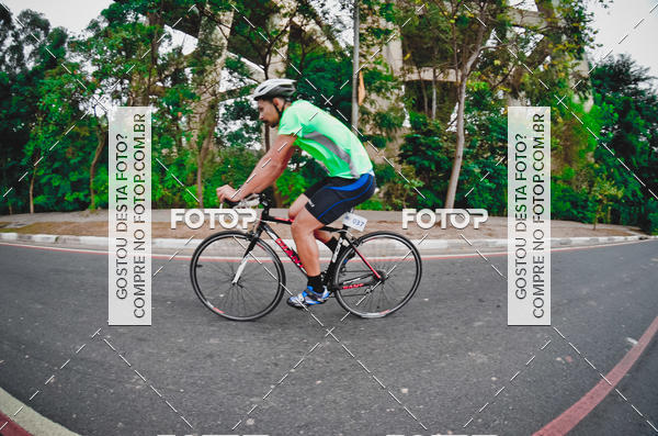 Buy your photos of the eventVSERIES Duathlon & Running on Fotop