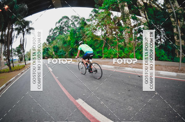 Buy your photos of the eventVSERIES Duathlon & Running on Fotop