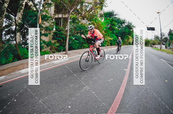 Buy your photos of the eventVSERIES Duathlon & Running on Fotop
