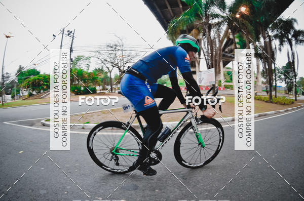 Buy your photos of the eventVSERIES Duathlon & Running on Fotop