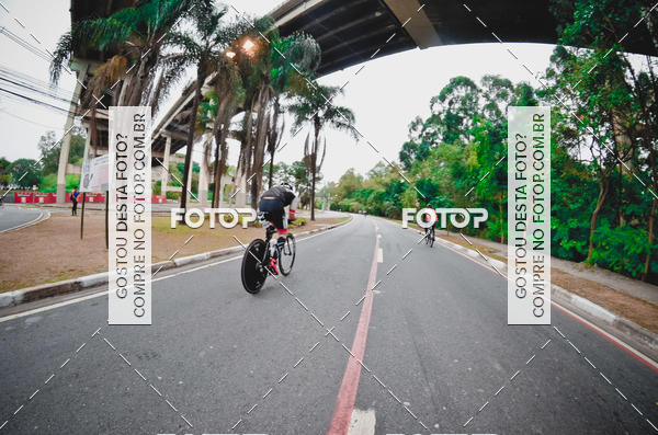 Buy your photos of the eventVSERIES Duathlon & Running on Fotop