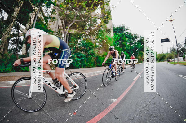 Buy your photos of the eventVSERIES Duathlon & Running on Fotop