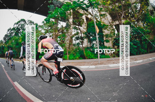 Buy your photos of the eventVSERIES Duathlon & Running on Fotop
