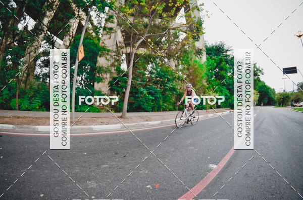 Buy your photos of the eventVSERIES Duathlon & Running on Fotop