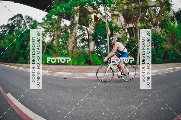 Buy your photos of the eventVSERIES Duathlon & Running on Fotop