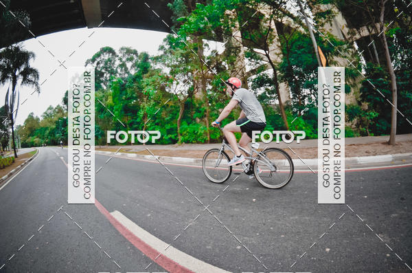 Buy your photos of the eventVSERIES Duathlon & Running on Fotop