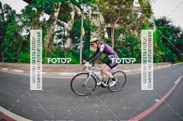 Buy your photos of the eventVSERIES Duathlon & Running on Fotop