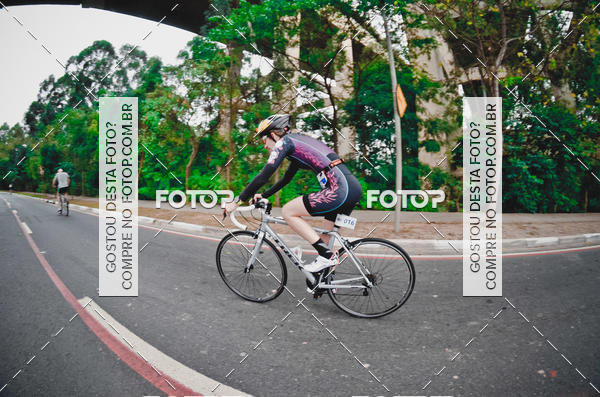 Buy your photos of the eventVSERIES Duathlon & Running on Fotop