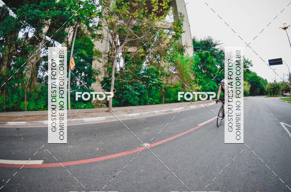 Buy your photos of the eventVSERIES Duathlon & Running on Fotop