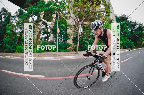 Buy your photos of the eventVSERIES Duathlon & Running on Fotop
