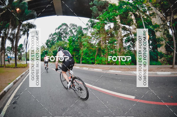 Buy your photos of the eventVSERIES Duathlon & Running on Fotop