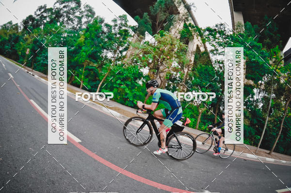 Buy your photos of the eventVSERIES Duathlon & Running on Fotop