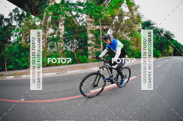 Buy your photos of the eventVSERIES Duathlon & Running on Fotop