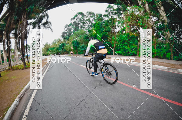 Buy your photos of the eventVSERIES Duathlon & Running on Fotop