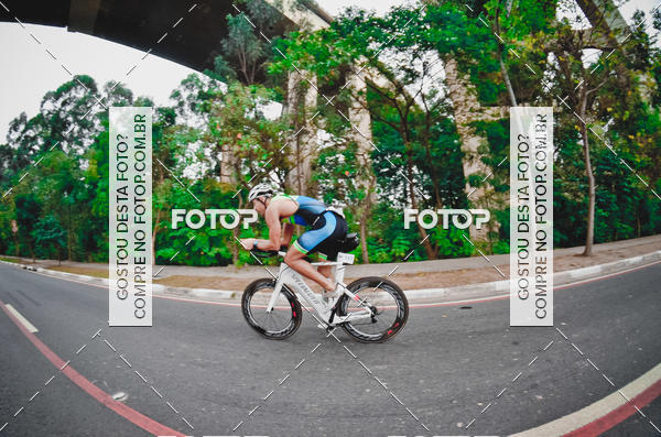 Buy your photos of the eventVSERIES Duathlon & Running on Fotop