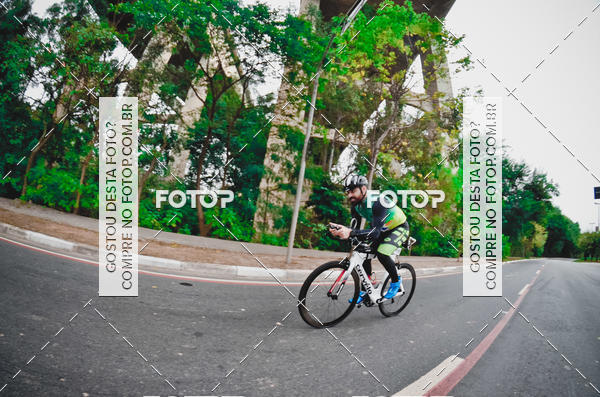 Buy your photos of the eventVSERIES Duathlon & Running on Fotop