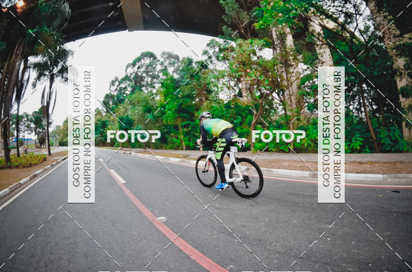 Buy your photos of the eventVSERIES Duathlon & Running on Fotop