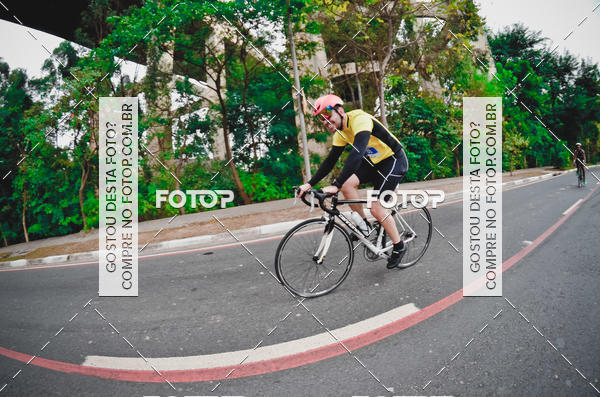 Buy your photos of the eventVSERIES Duathlon & Running on Fotop