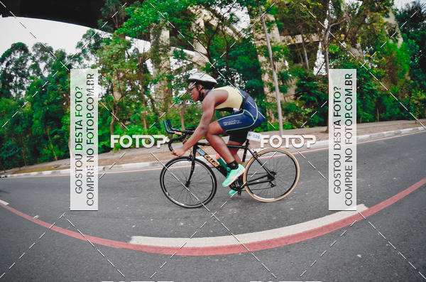 Buy your photos of the eventVSERIES Duathlon & Running on Fotop