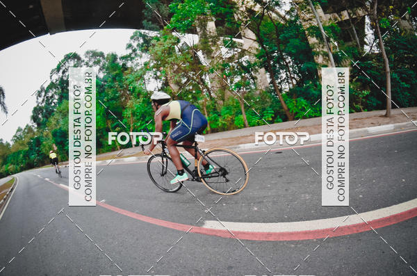 Buy your photos of the eventVSERIES Duathlon & Running on Fotop