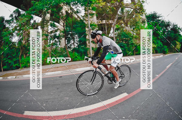 Buy your photos of the eventVSERIES Duathlon & Running on Fotop