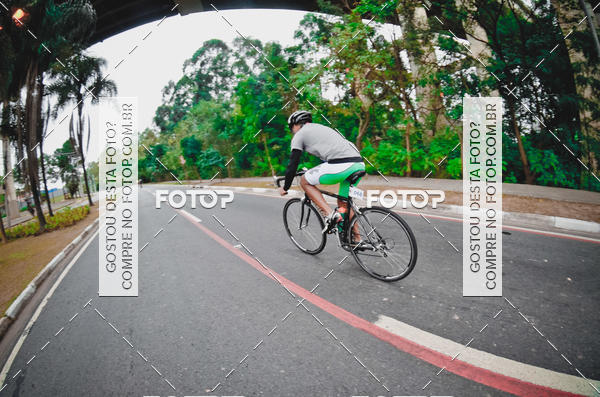 Buy your photos of the eventVSERIES Duathlon & Running on Fotop