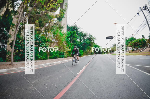 Buy your photos of the eventVSERIES Duathlon & Running on Fotop