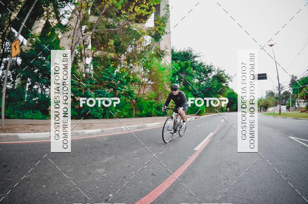 Buy your photos of the eventVSERIES Duathlon & Running on Fotop