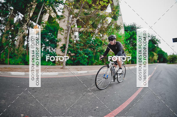 Buy your photos of the eventVSERIES Duathlon & Running on Fotop