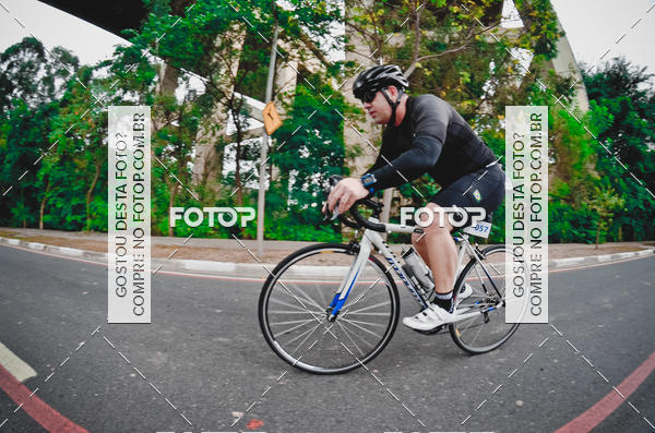 Buy your photos of the eventVSERIES Duathlon & Running on Fotop