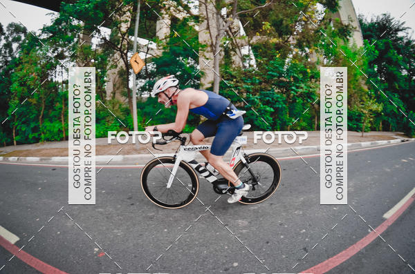 Buy your photos of the eventVSERIES Duathlon & Running on Fotop