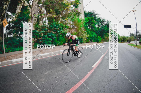 Buy your photos of the eventVSERIES Duathlon & Running on Fotop