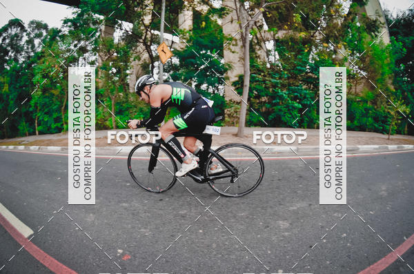 Buy your photos of the eventVSERIES Duathlon & Running on Fotop