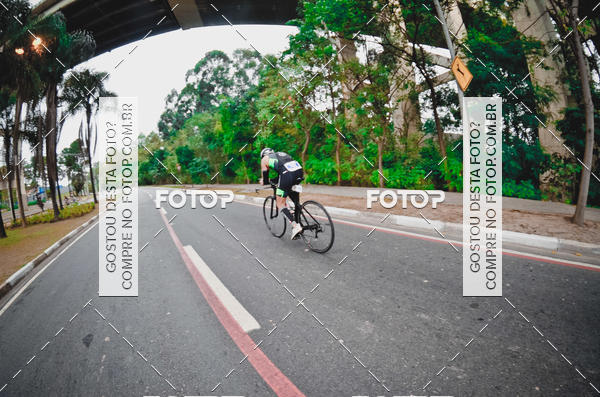 Buy your photos of the eventVSERIES Duathlon & Running on Fotop