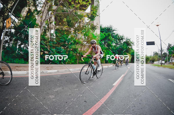 Buy your photos of the eventVSERIES Duathlon & Running on Fotop