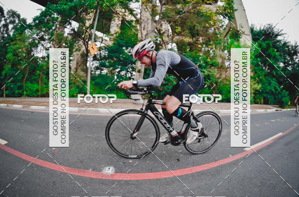 Buy your photos of the eventVSERIES Duathlon & Running on Fotop