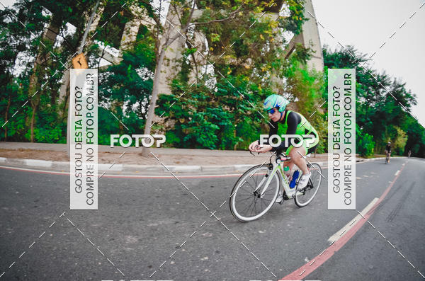 Buy your photos of the eventVSERIES Duathlon & Running on Fotop