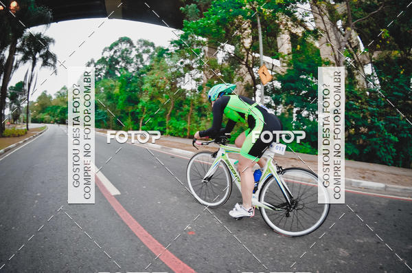 Buy your photos of the eventVSERIES Duathlon & Running on Fotop